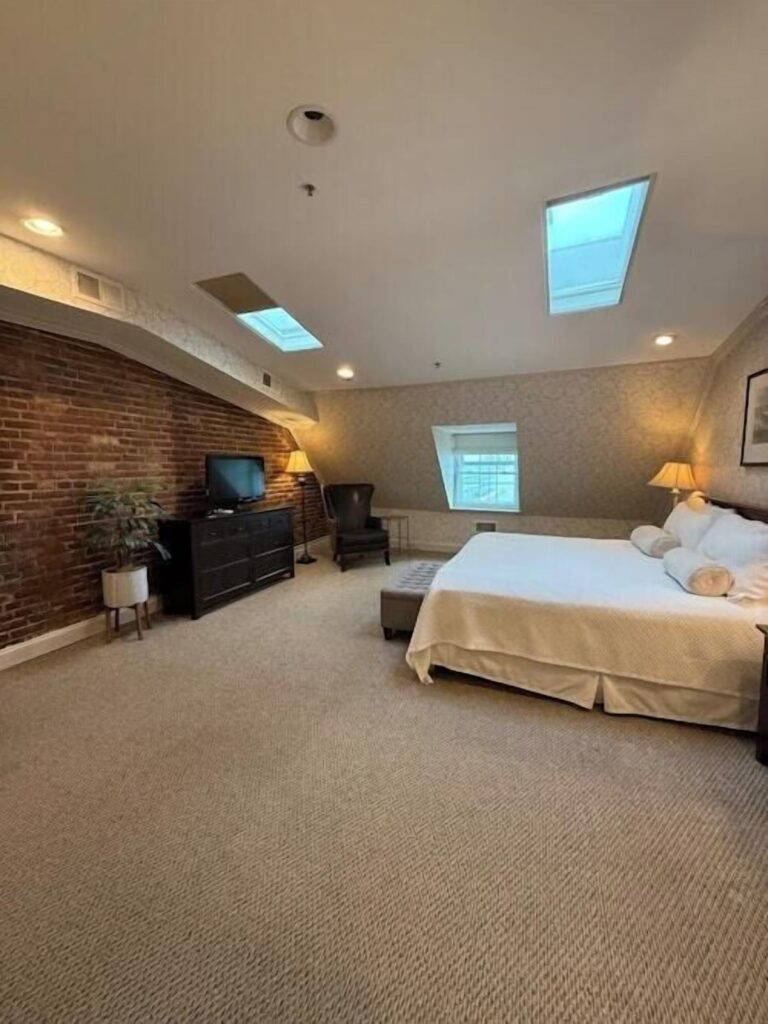 Penn’s View Hotel - Image 3