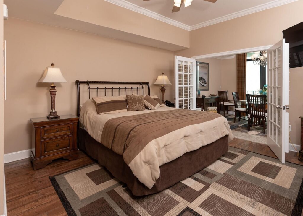 Phoenix West by Brett/Robinson Vacations - Image 4