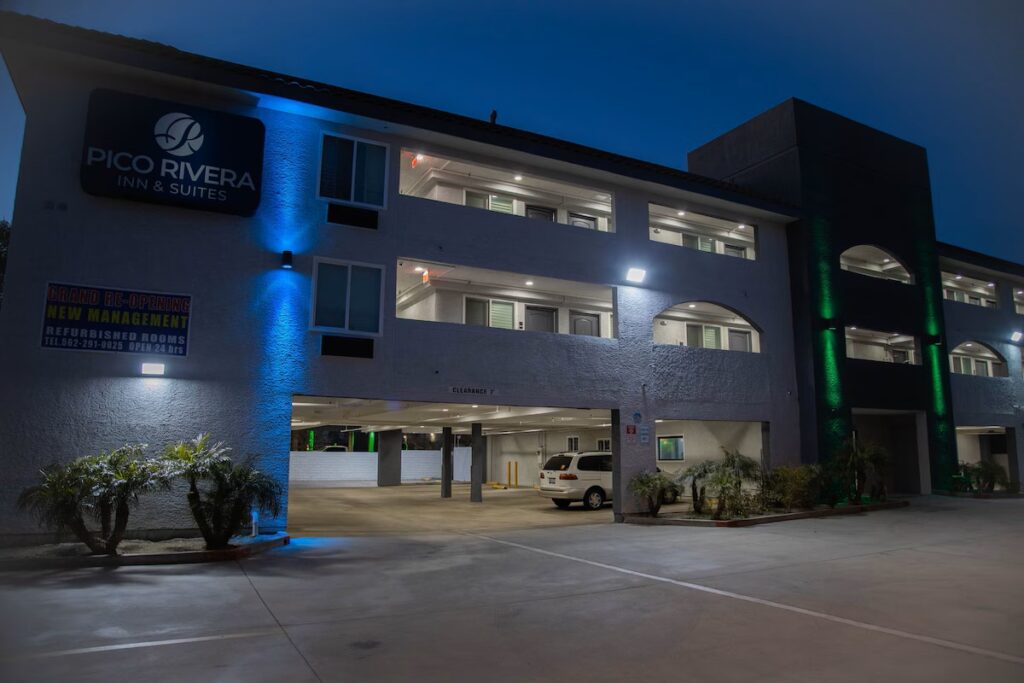 Pico Rivera Inn and Suites - Image 4