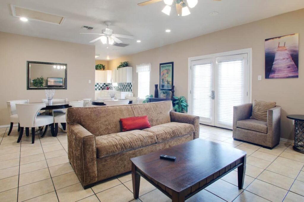 Plantation Suites & Conference Center - Image 4