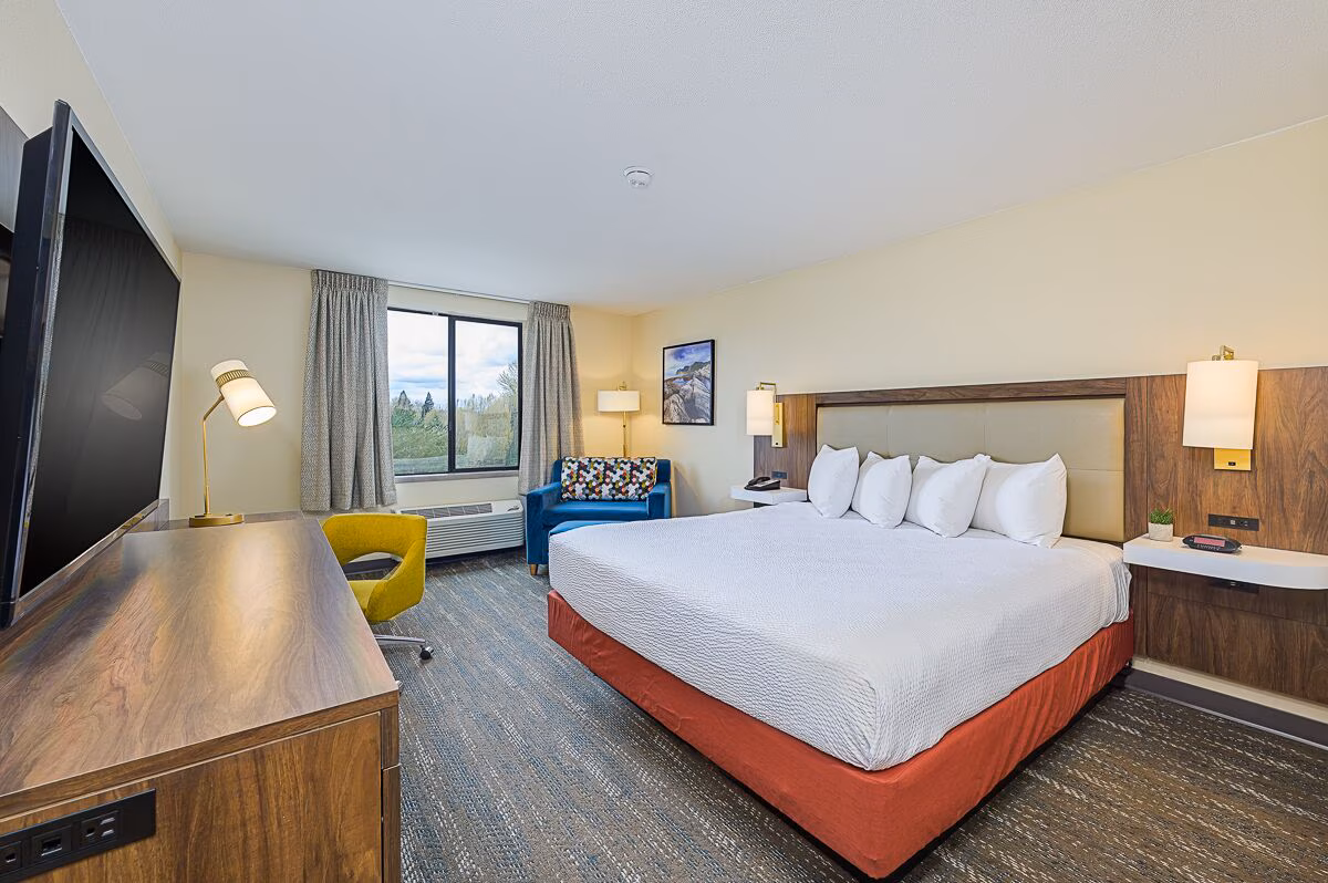 Portlander Inn and Marketplace - Image 3