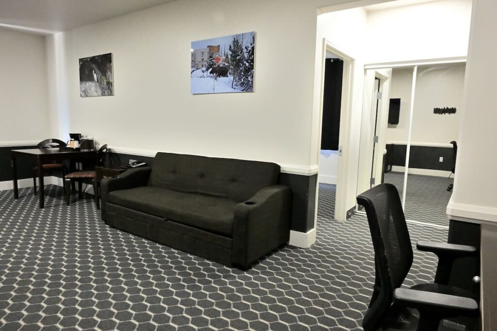 Puffin Inn of Anchorage - Image 3