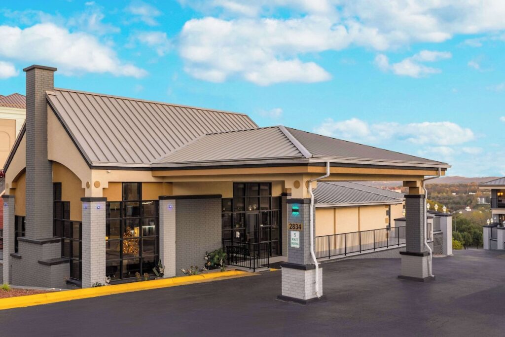 Quality Inn Branson On the Strip - Image 2