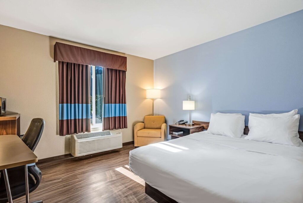 Quality Inn Calvert City – Paducah East - Image 3