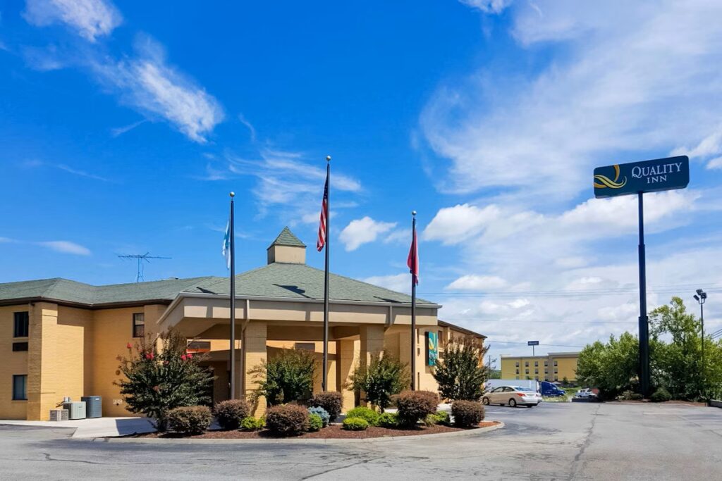 Quality Inn Clinton – Knoxville North - Image 3