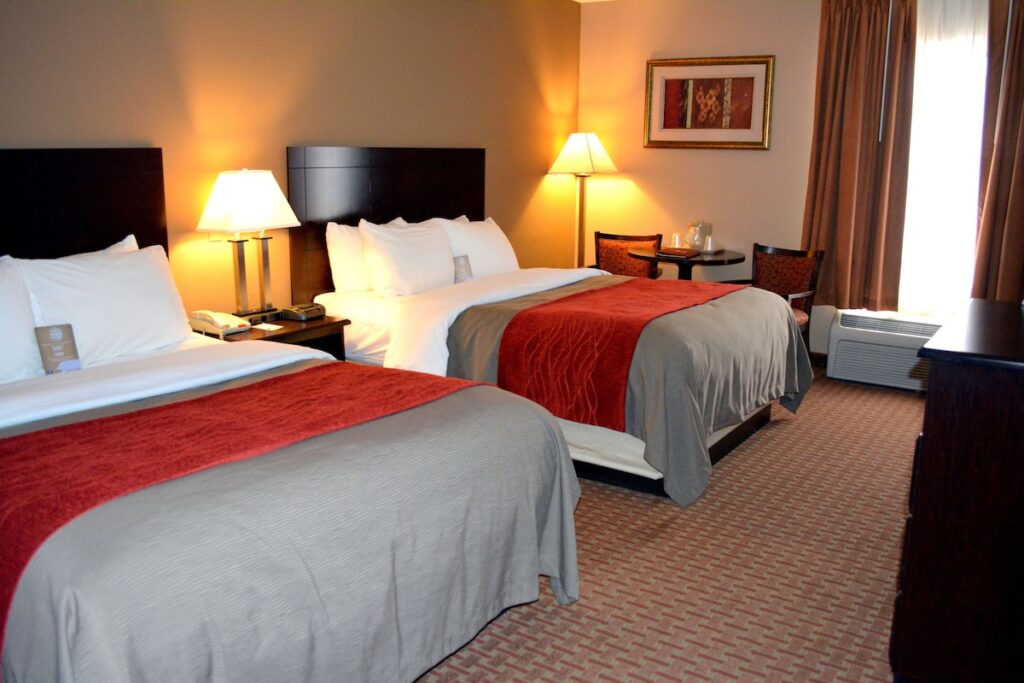 Quality Inn I-70 Near Kansas Speedway - Image 3