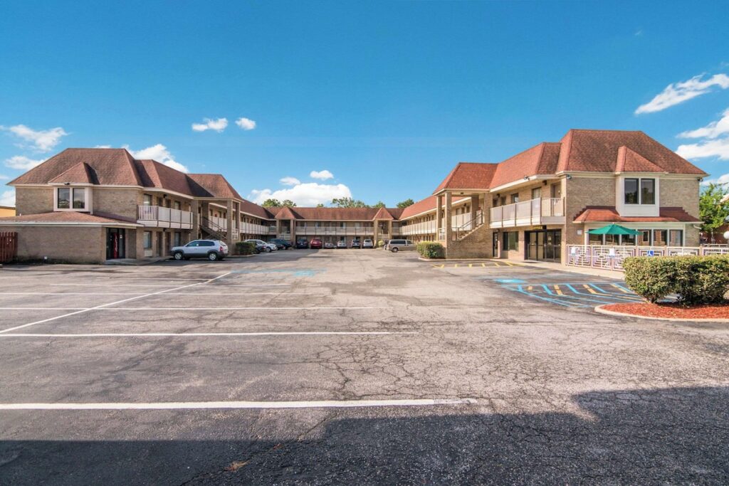 Quality Inn Little Creek - Image 3