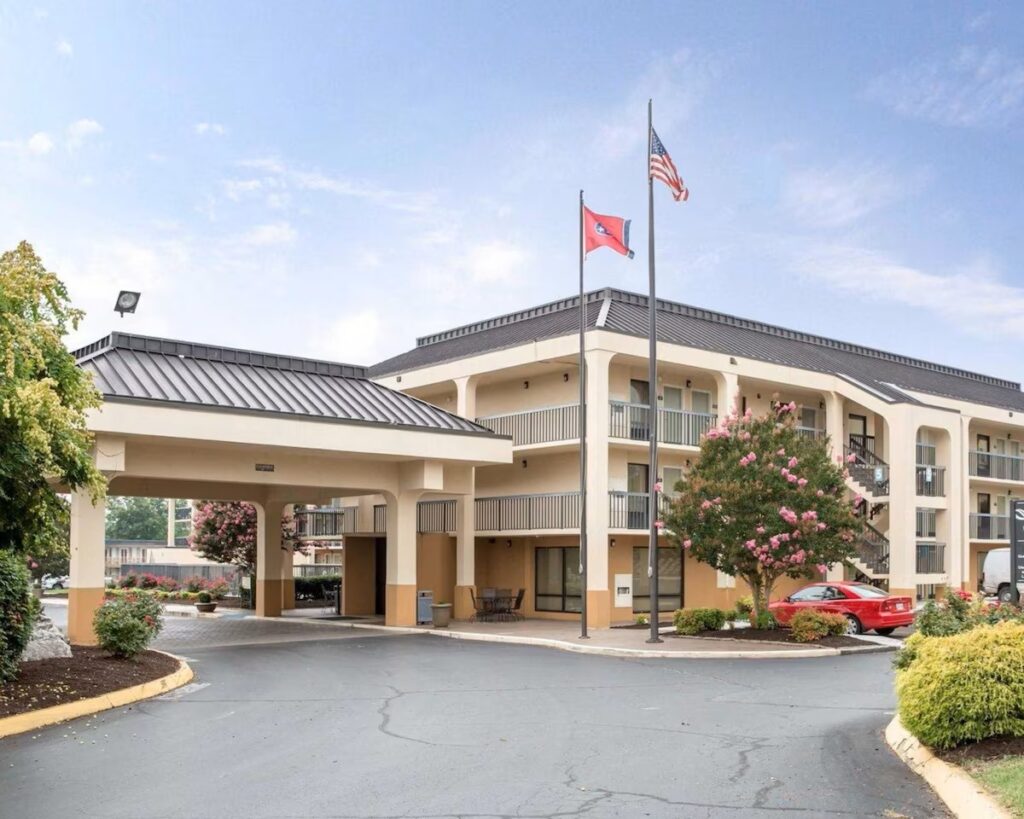 Quality Inn Merchants Drive - Image 4