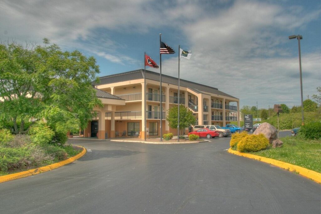 Quality Inn Merchants Drive - Image 5