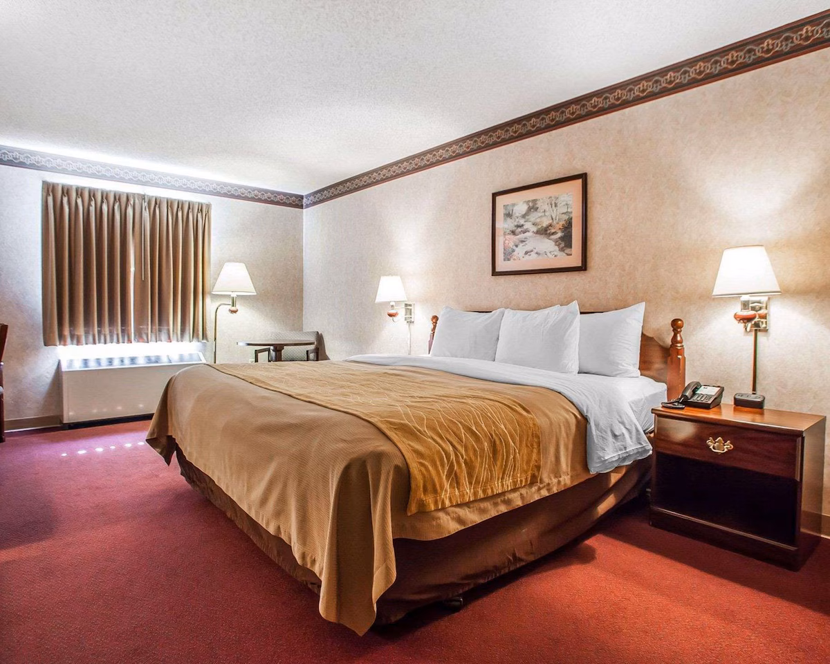 Quality Inn Midway - Image 1