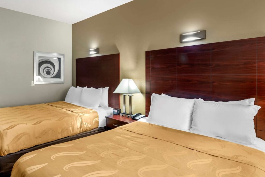 Quality Inn Overland Park Kansas City - Image 3