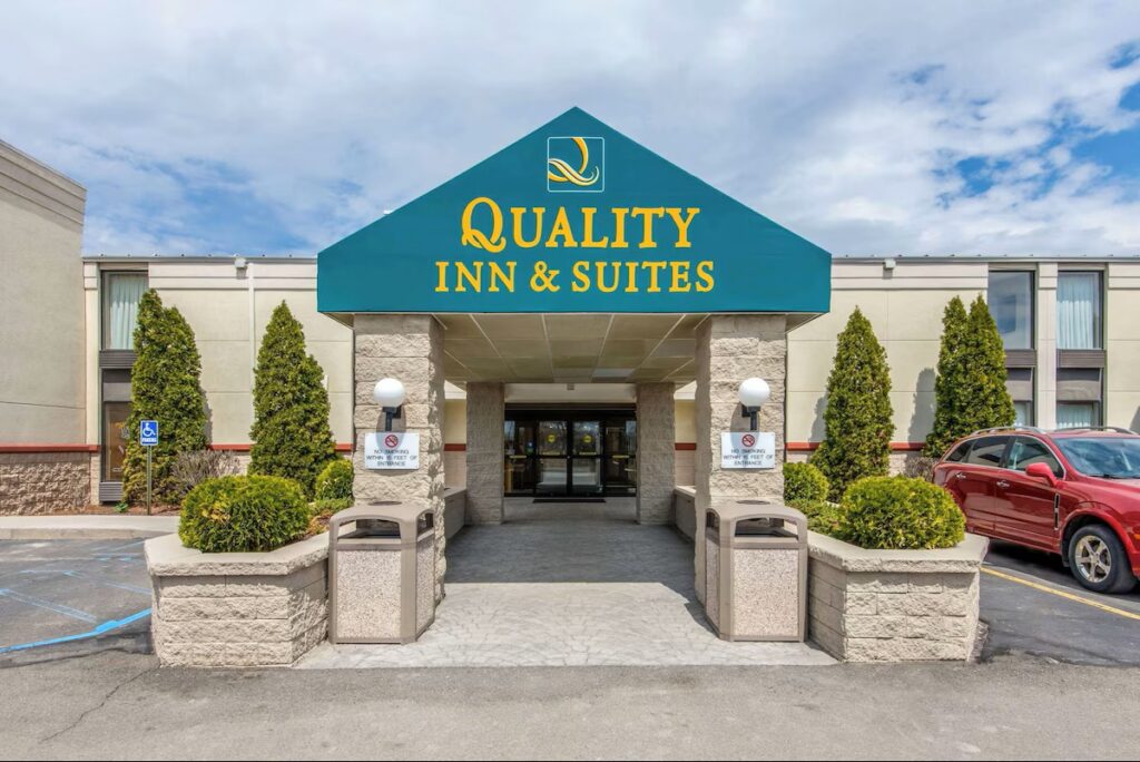 Quality Inn & Suites - Image 2