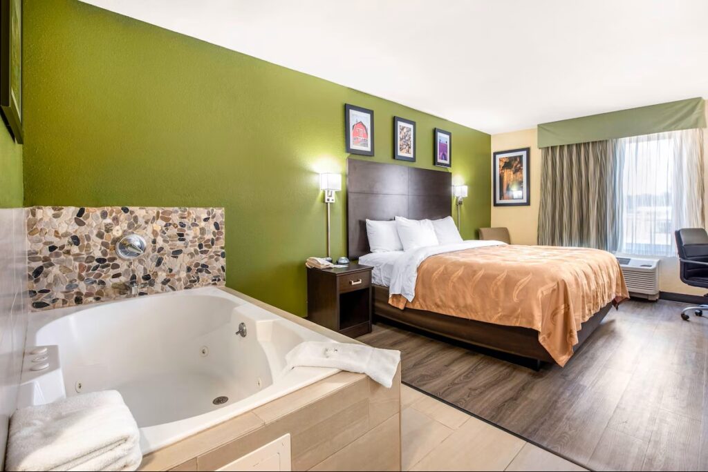 Quality Inn & Suites Brandenburg – Fort Knox - Image 3