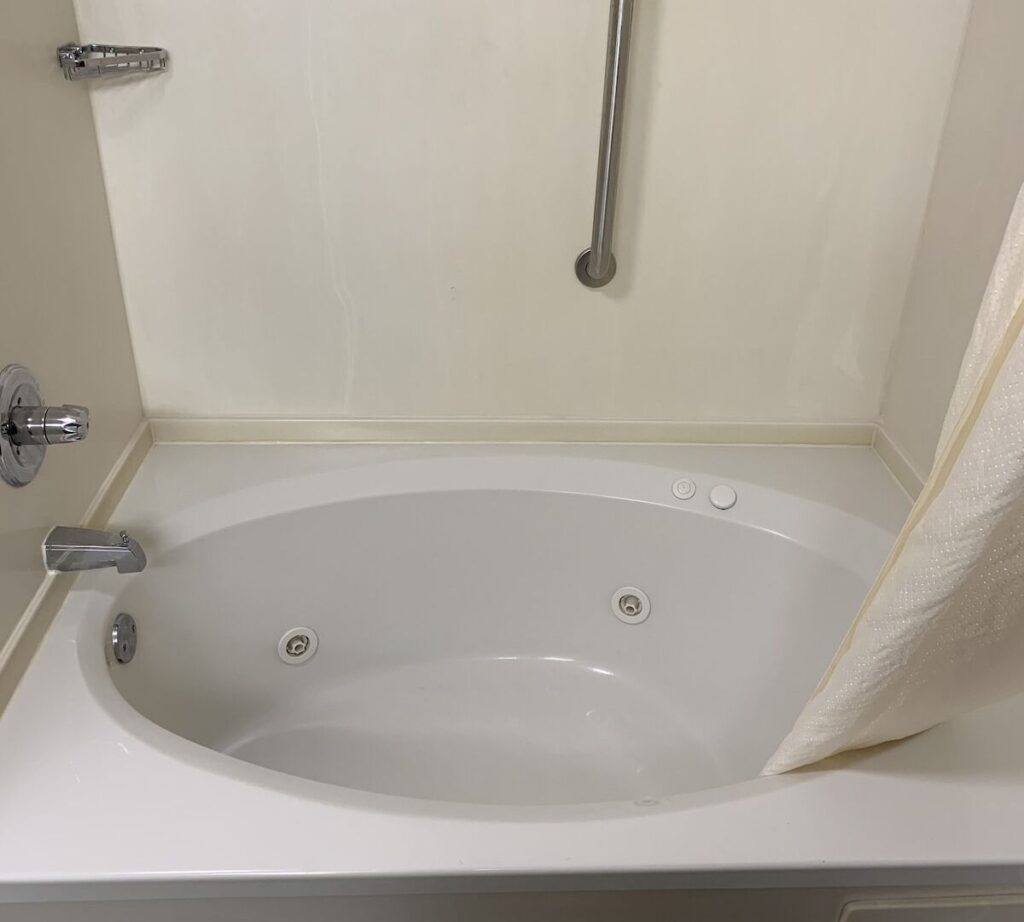 Quality Inn & Suites Canton, GA - Image 2