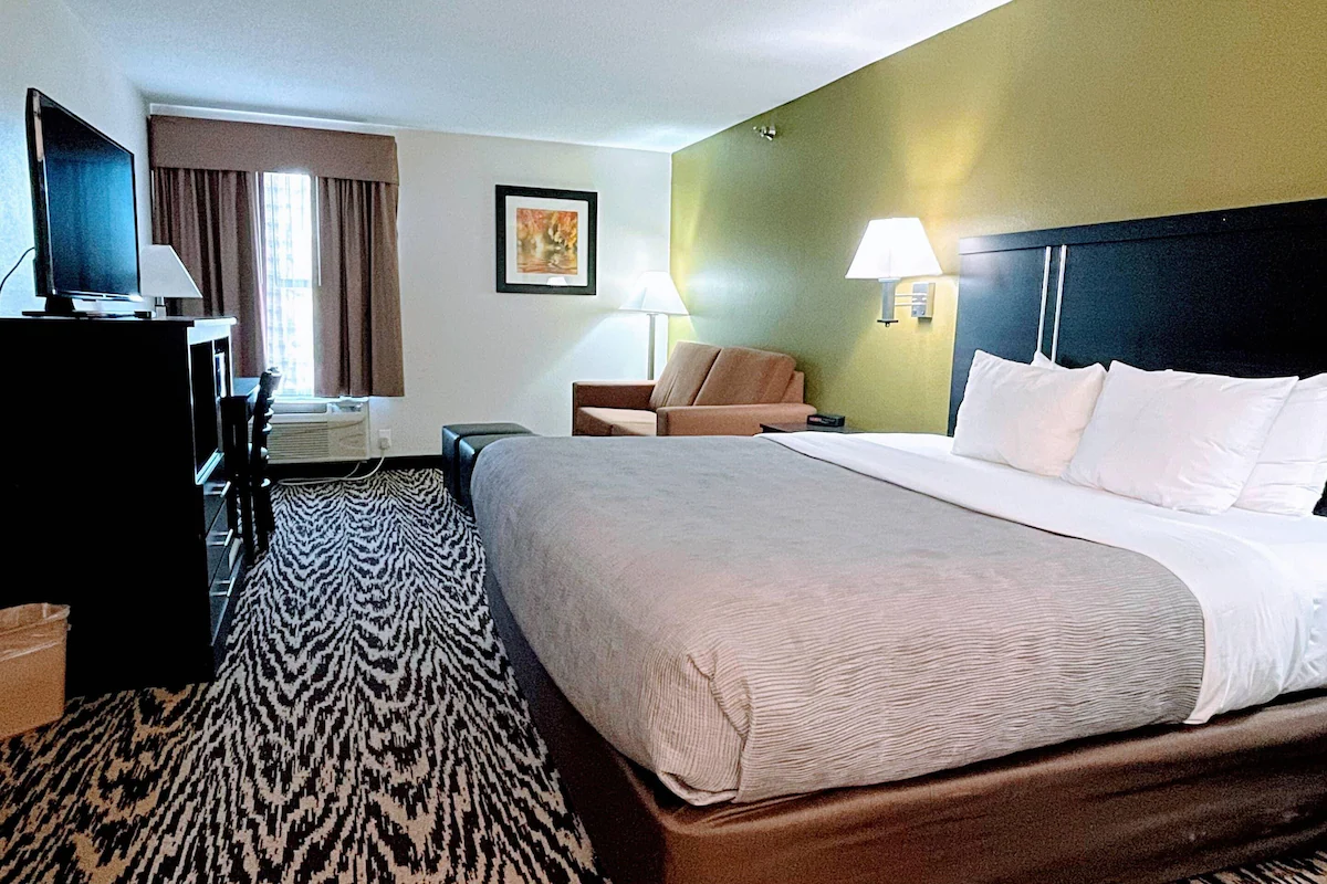 Quality Inn Suites Clemmons I 402