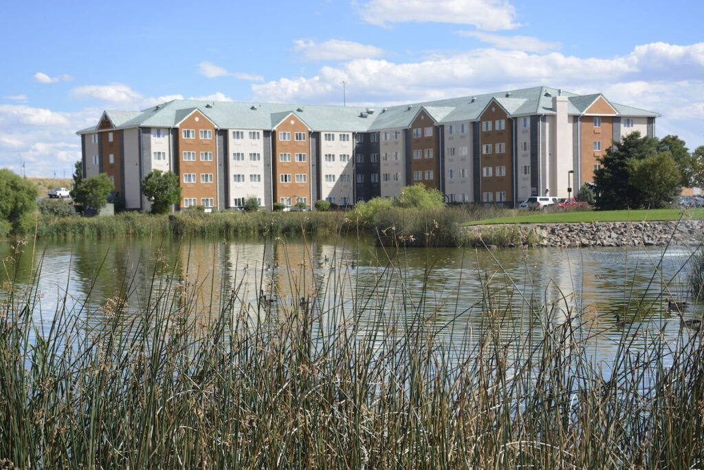 Quality Inn & Suites Denver Airport – Gateway Park - Image 5