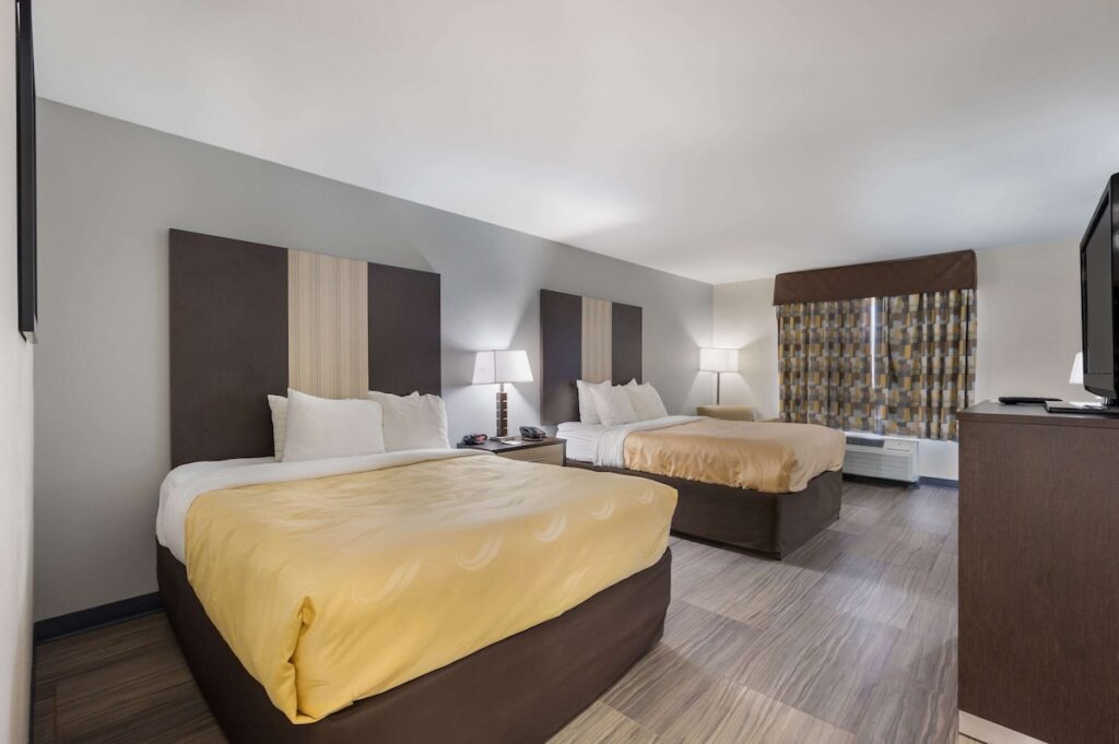 Quality Inn & Suites Huntsville Research Park Area - Image 3