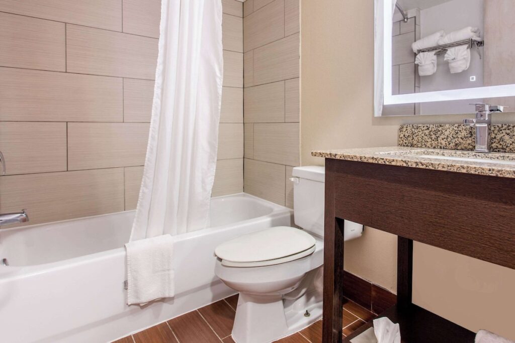 Quality Inn & Suites Myrtle Beach near Outlets - Image 1