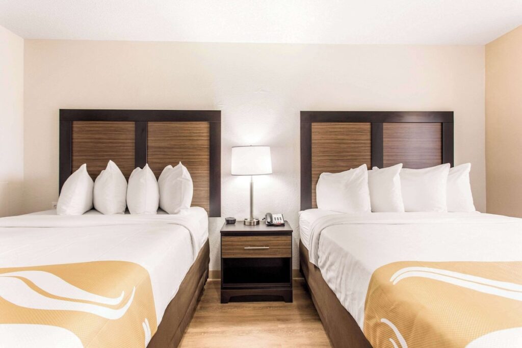 Quality Inn & Suites Myrtle Beach near Outlets - Image 4