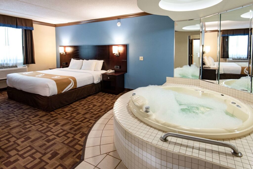 Quality Inn & Suites Quakertown – Allentown - Image 2