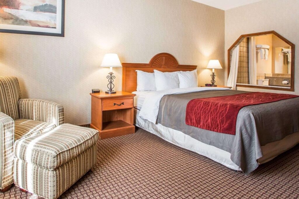 Quality Inn - Image 3