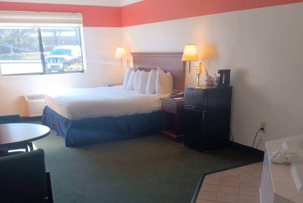 Ramada Limited Mount Sterling - Image 4