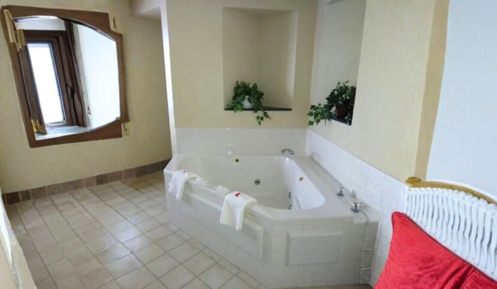 Ramada by Wyndham Fargo