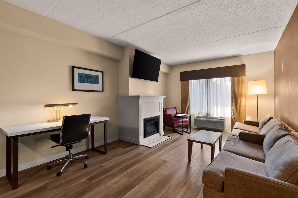 Ramada by Wyndham Harrisburg/Hershey Area - Image 4