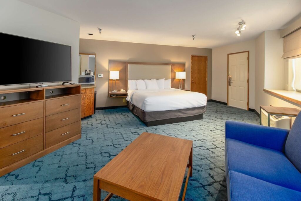 Red Lion Hotel Templin’s on the River - Image 3