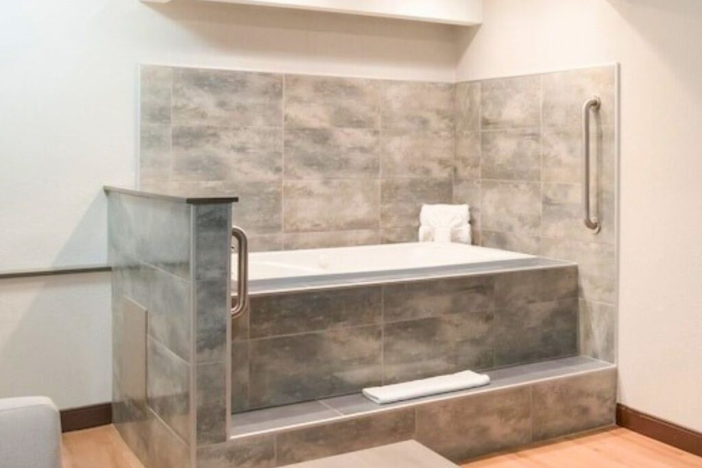 Red Roof Inn Philadelphia – Trevose - Image 1