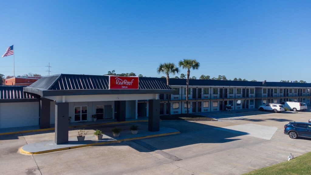 Red Roof Inn Slidell - Image 2