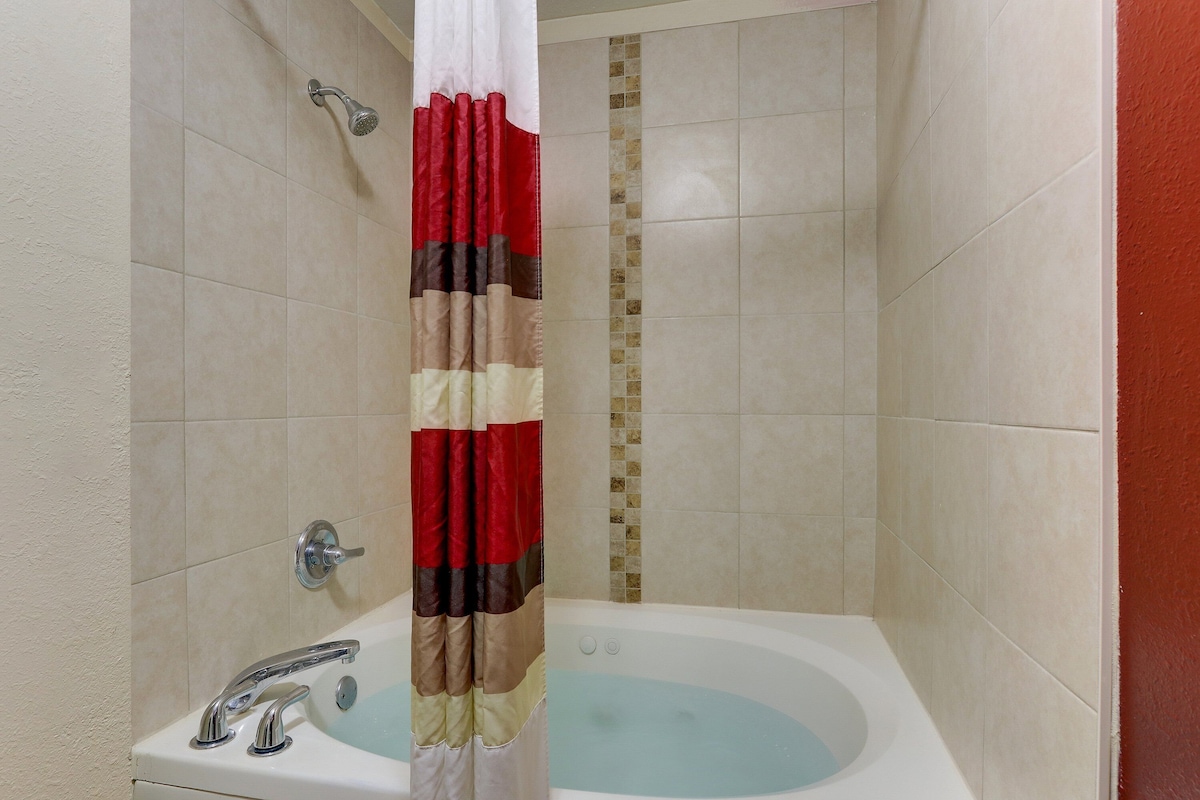 Red Roof Inn Springfield OH tub