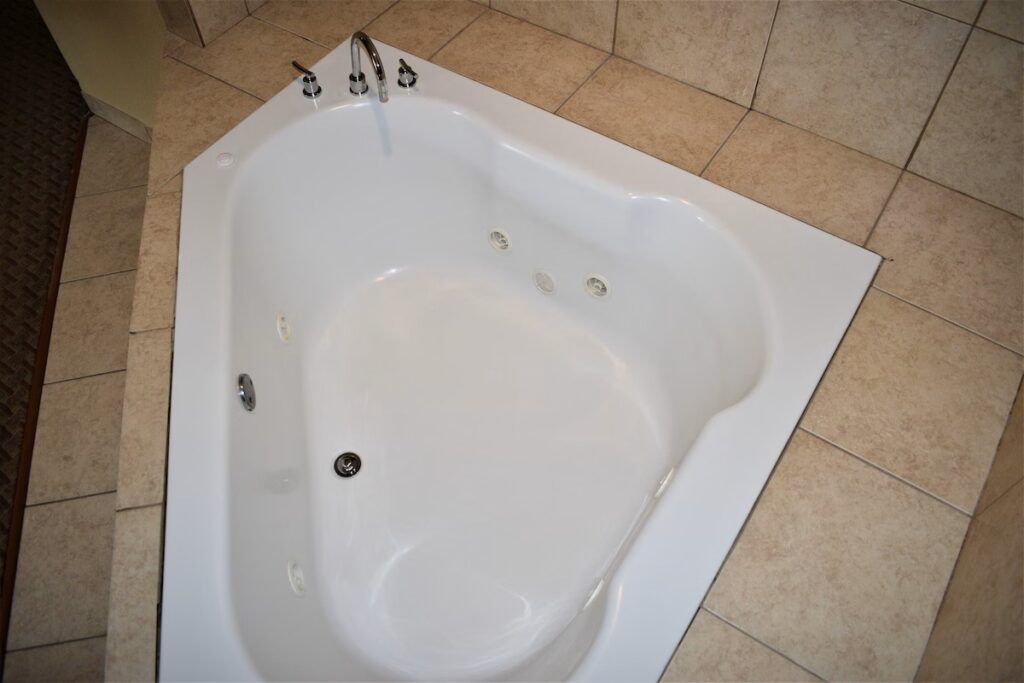 Red Roof Inn & Suites Little Rock - Image 1