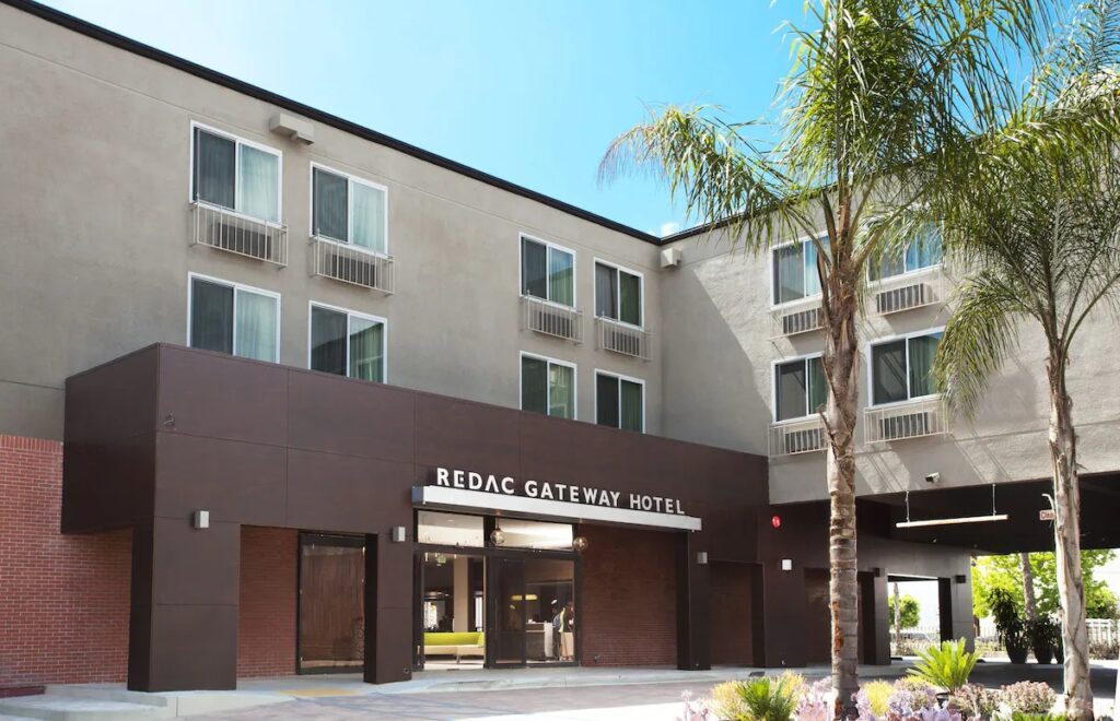 Redac Gateway Hotel In Torrance - Image 2