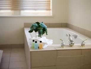 Redmont Hotel Birmingham, Curio Collection by Hilton - Image 1