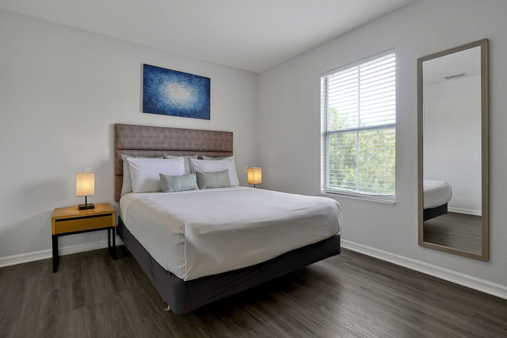 Regal Oaks Resort Vacation Townhomes by IDILIQ - Image 3