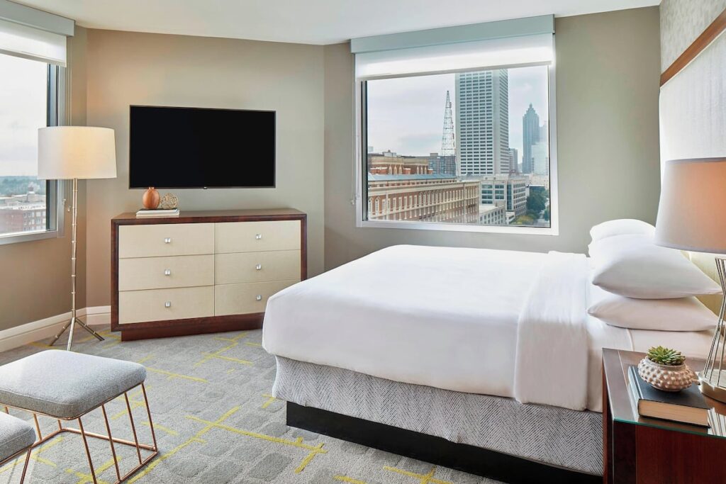 Renaissance Atlanta Midtown Hotel - Image 4