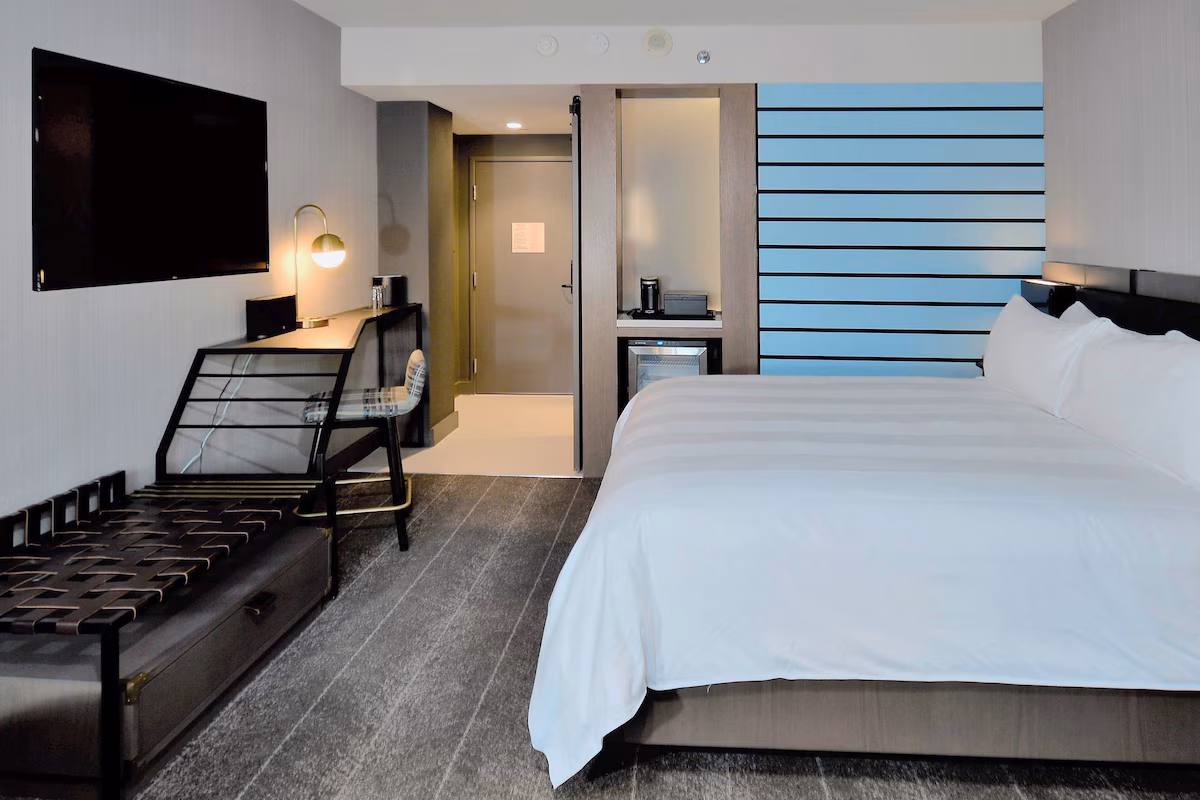 Renaissance Reno Downtown Hotel & Spa - Image 3