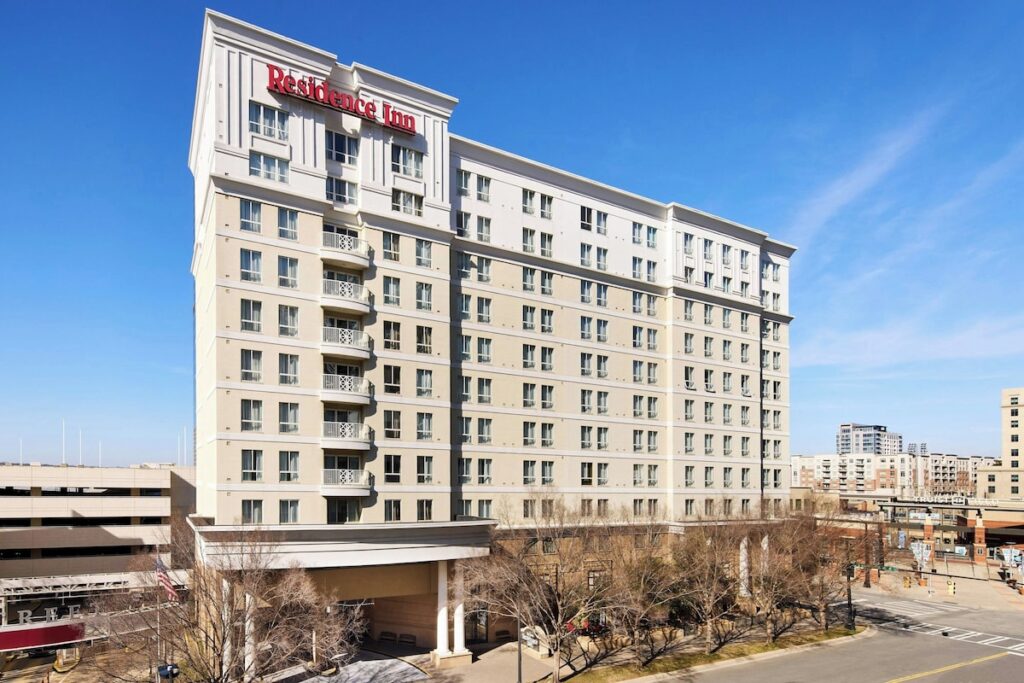 Residence Inn by Marriott Charlotte Uptown - Image 2