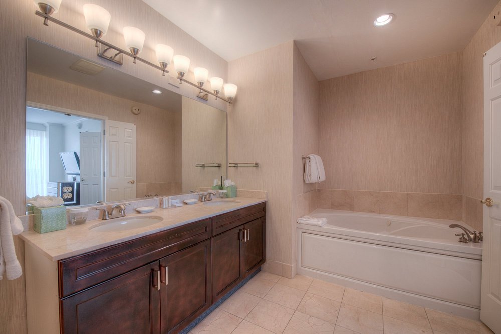 Residence Inn by Marriott Charlotte Uptown - Image 1