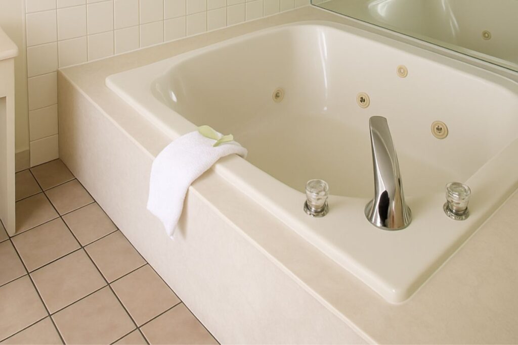 Riverside Motor Lodge – Pigeon Forge - Image 1