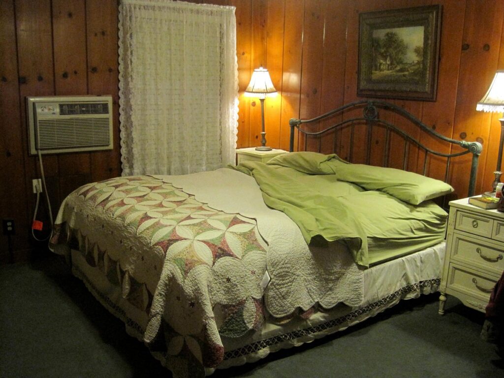 Riverview Lodge - Image 2