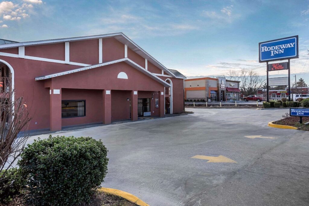 Rodeway Inn Augusta South - Image 5