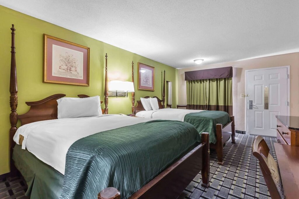 Rodeway Inn Augusta South - Image 3