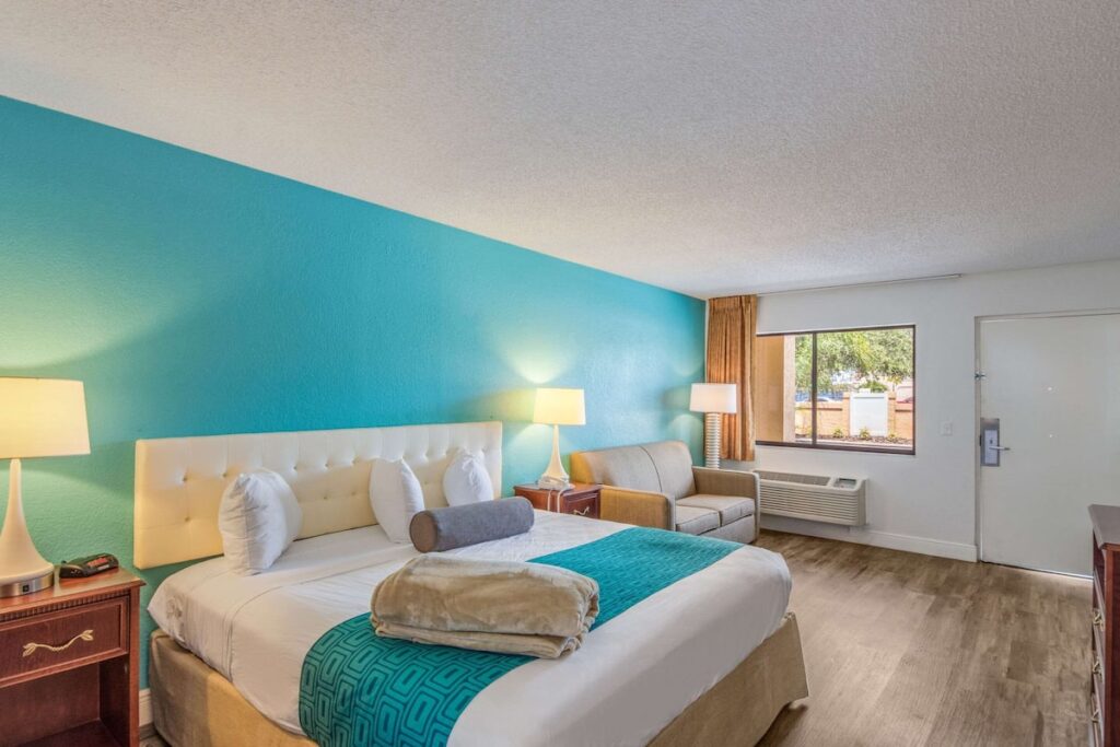 Rodeway Inn Port Richey North - Image 3