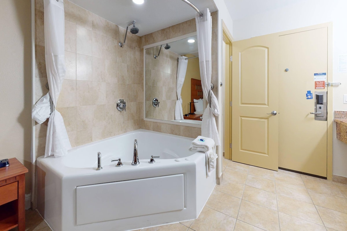 Rodeway Inn Suites Fort Lauderdale Airport Cruise Port Miami Beach