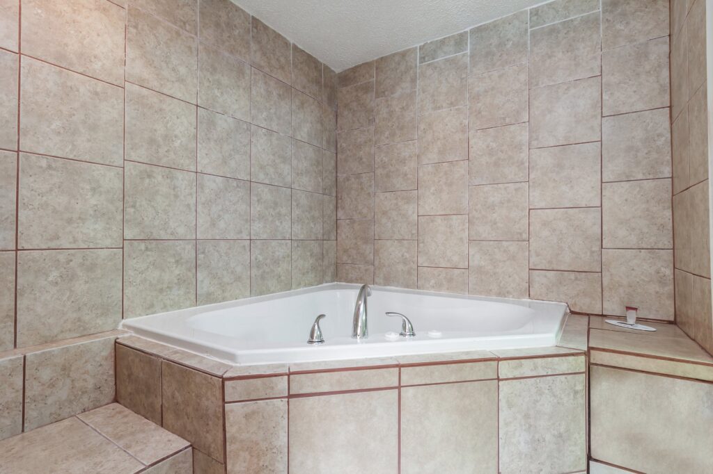 Rodeway Inn - Image 1