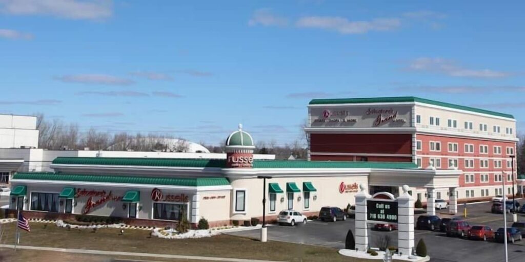 Salvatores Grand Hotel - Image 2