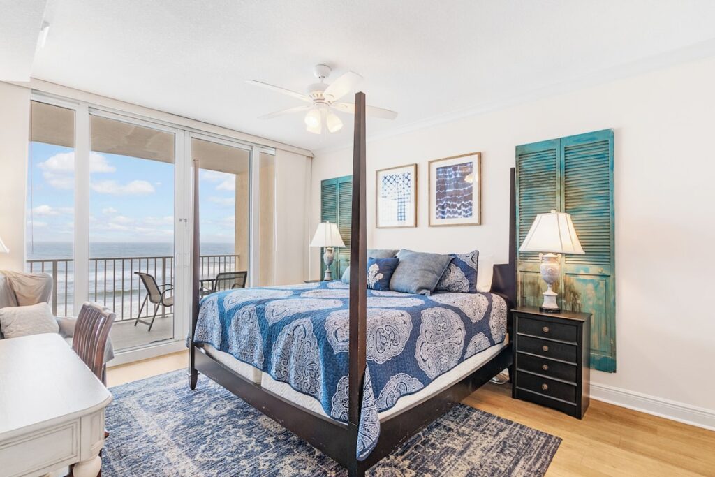 San Carlos Condos - Image 3