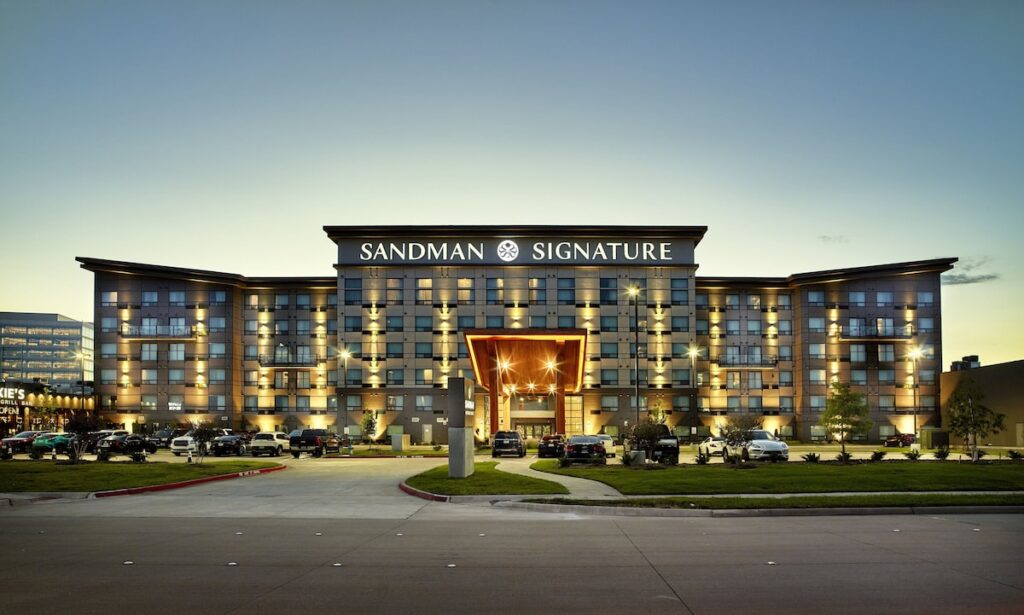Sandman Signature Plano – Frisco Hotel - Image 4